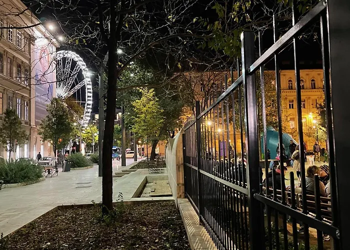 Ja18 Downtown Pearl - 2 Bedroom * Budapesta