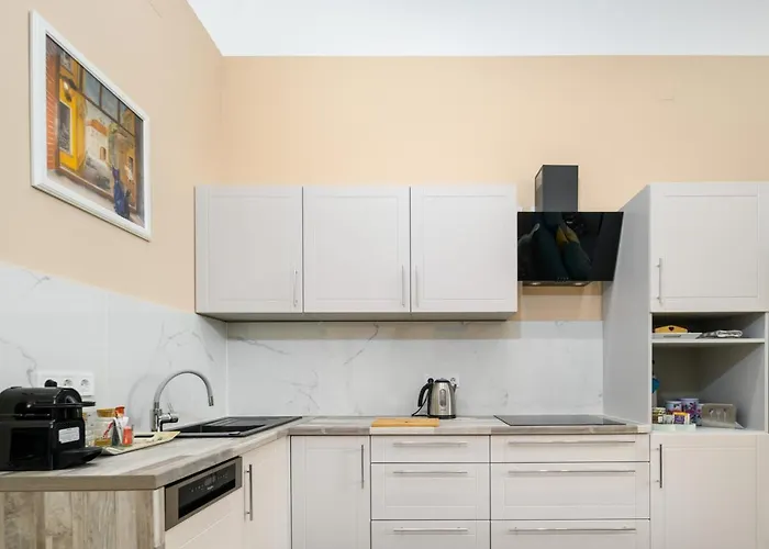 Ja18 Downtown Pearl - 2 Bedroom *